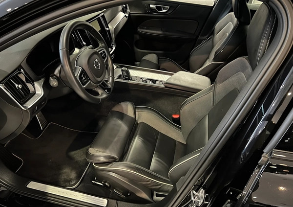 Volvo S60 cena 167900 przebieg: 24000, rok produkcji 2021 z Pszczyna małe 631
